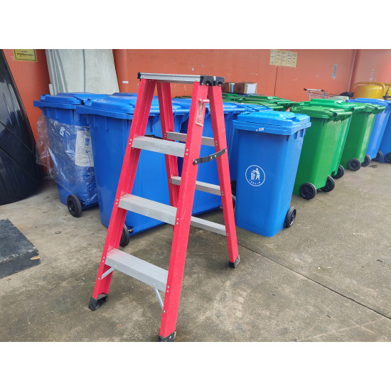 LADDER Alum Single Side 4 Steps  1.2M