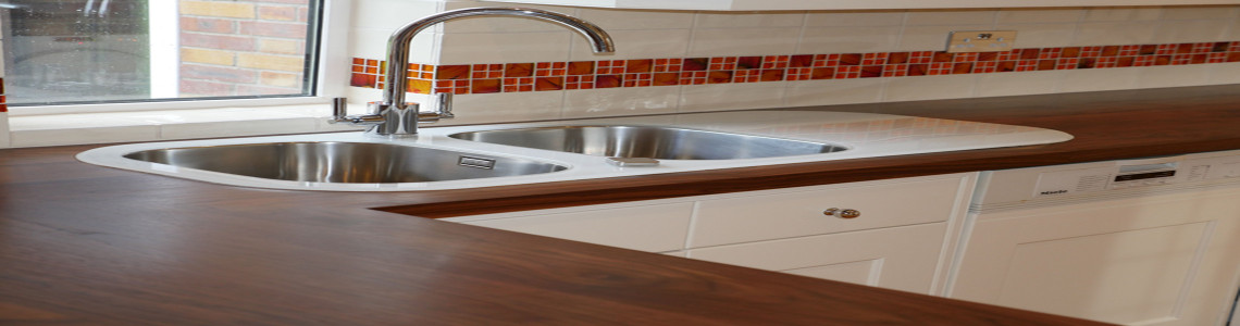 kitchen taps & sinks